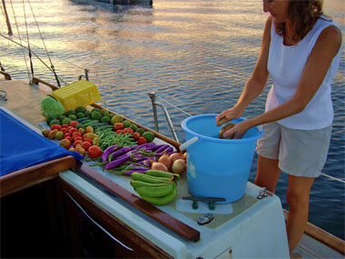 sailing washing produce